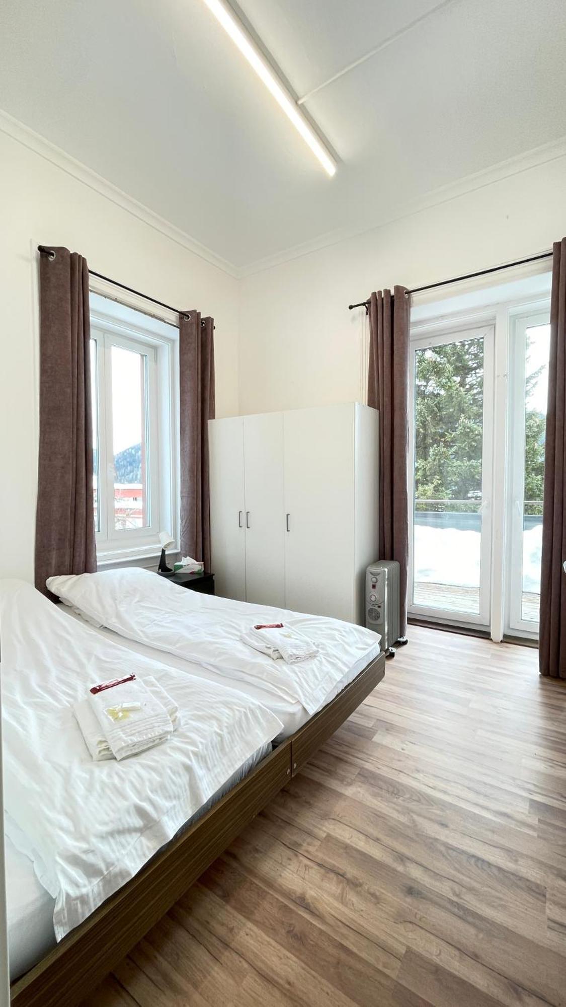Villa Zentrum Haus ดาวอส ภายนอก รูปภาพ